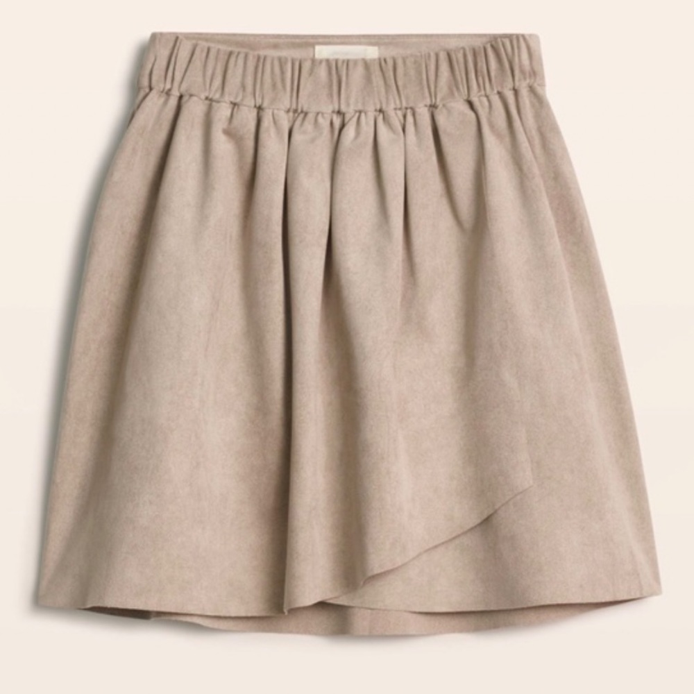 Aritzia Wilfred Free Nescher Faux Suede Skirt
